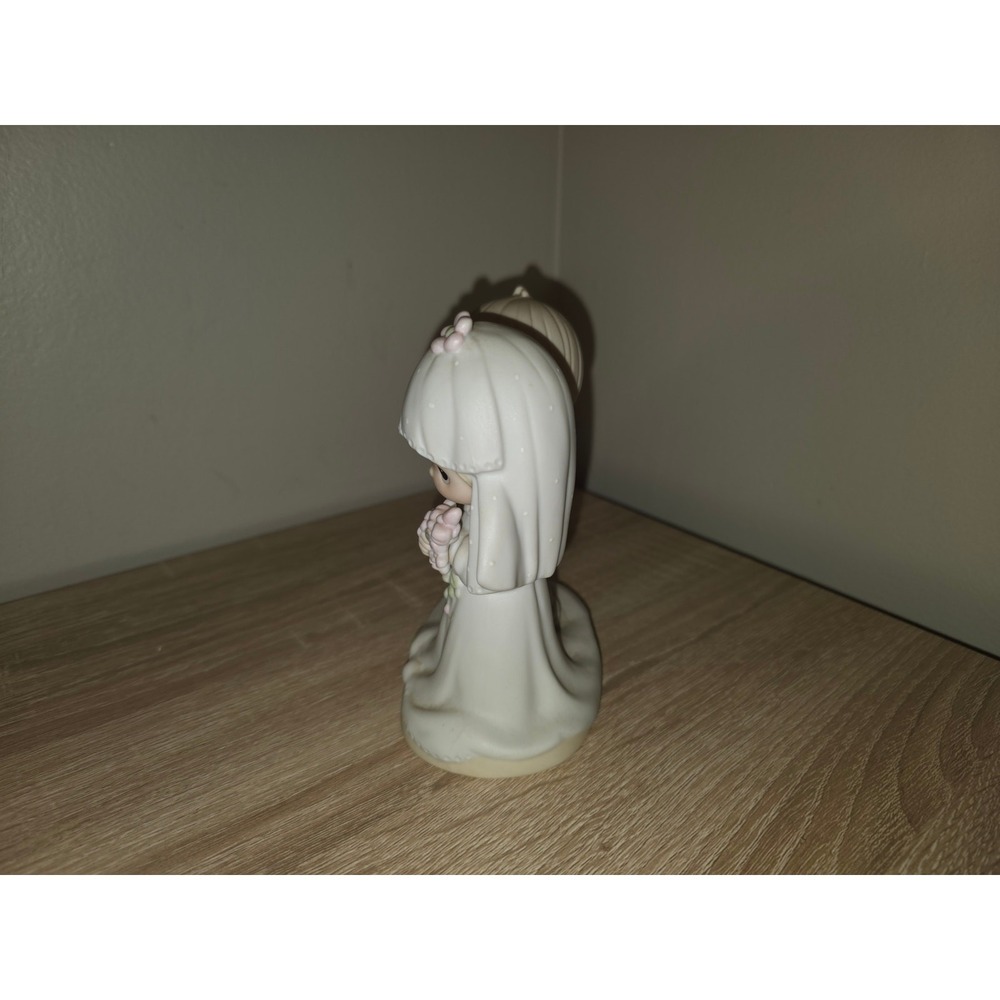 Precious Moments 1979 The Lord Bless You and Keep You Wedding Figurine E-3114 - Picture 4 of 5